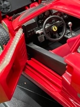 美品　FERRARI　フェラーリ　F40　1/18　ミニカー_画像6