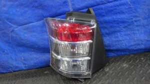 【宮城 塩釜発】中古 左テールランプ ｉＱ DBA-KGJ10 純正品 LED イチコー 74-8