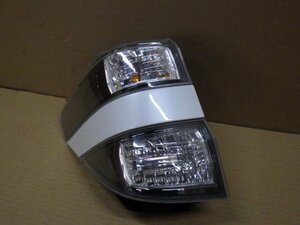 【岩手 盛岡発】中古 純正 ヴェルファイア DBA-ANH25W 左テールランプ KOITO 58-29 LED点灯OK