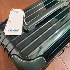 新品未使用正規品★リモワ rimowaボサノバ ビューティーケース BEAUTY CASE ★ビューティーケース サルサ トパーズ ステルスの画像2