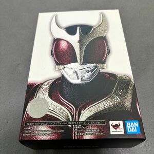 S.H.フィギュアーツ （真骨彫製法） 仮面ライダークウガ マイティフォーム（DECADE Ver.）