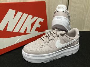 新品23.5cmナイキコートビジョンアルタバイオレットLTR COURTVISIONエアフォース1AF1好きに厚底スニーカーNIKEレディーススニーカー