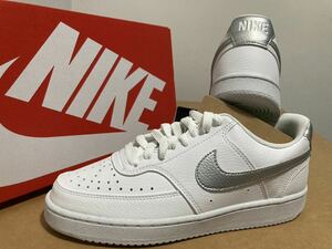 新品24cmNIKEナイキ コートビジョンLOホワイト白銀シルバーAF1エアフォース1 好きにコートヴィジョンcourtvisionレディーススニーカー