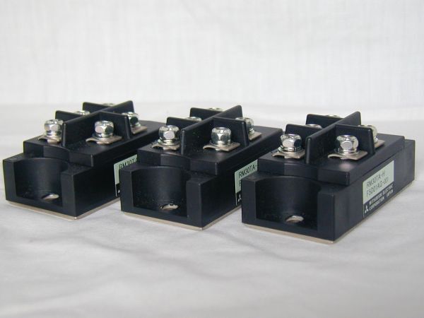 【新品】三菱電機 MITSUBISHI パワーダイオードモジュール RM30TA-H 3個セット 未使用 長期保管品