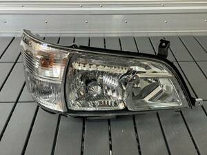 g61 Toyota Dyna Dutro HID head light right 