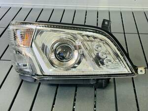 g84b Toyota Toyoace Dyna Dutro LED head light right 