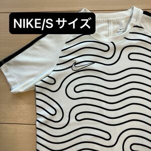 【NIKE】Tシャツ　速乾　子供用　Sサイズ　dry-fit 半袖　サッカー 半袖Tシャツ フットサル