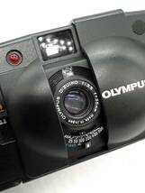 ■OLYMPUS オリンパス XA2 A11 コンパクトフィルムカメラ D.Zuiko 1.3.5 35mm フラッシュユニット 付 中古 現状品 ケース 付_画像3