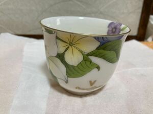 アンティーク？骨董品？陶器製？マグカップ ？コーヒーカップ？汚れありです。