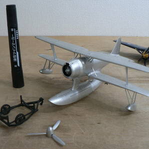 BBP308 完成品 中古 組立済 プラモデル メーカー・縮尺不明 3機まとめて / Fairey Gannet フェアリー ガネット 2機 / 零式観測機？ 1機の画像5