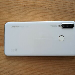 Huawei p30lite 4GB MAR-LX2J SIMロックなし パールホワイト ジャンク品 元箱と未開封アームバンド付きの画像3