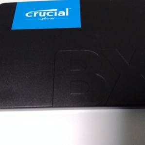 ■ SSD ■ 480GB （4829時間） 正常判定 Crucial BX500 表紙ロゴ部汚れあり 送料無料の画像3