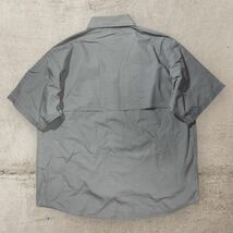 ★5.11 TACTICAL SERISE★半袖シャツ XL グレー系 ベンチレーション ピスネーム サバゲー ミリタリー タクティカル 洗濯プレス済 USED 1199_画像2