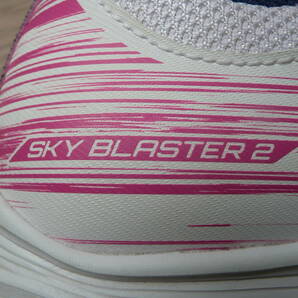 MIZUNO ミズノ SKY-BLASTER２良美 レディース24.0cmEEE バドミントンシューズ 軽量羽球靴 ホワイト/ピンク/ネイビー バトミントンの画像9