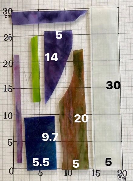 ステンドグラス　ヤカゲニー端材ガラス7片