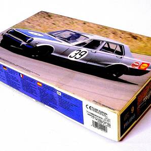 Fujimi フジミ 1/24 ニッサン スカイライン2000 GT-R PGC-10 1969年JAFグランプリ優勝車 フルディスプレイキット プラモデル 未使用 未組立の画像4