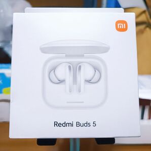 Redmi buds 5 ホワイト 使用1回 専用ケース付き Xiaomi製 ノイズキャンセリング・マルチポイント対応