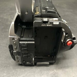 Sony DCR-TRV310 ソニー Digital 8 Handycam ビデオ カメラ レコーダー AC-V700 バッテリー充電器 NP-F750 NP-F570 バッテリーの画像6