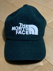 NORTH FACE ノースフェイス フェルト生地　　　　　　ロゴキャップ 緑色　フリーサイズ