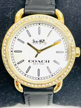 D6818*1.5　美品　電池交換済み　COACH　コーチ　腕時計　CA.105.7.95.1204S　クオーツ　ラインストーン　ホワイト文字盤　レディース　_画像2