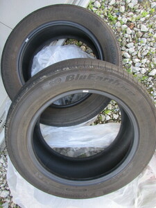 18年製　195/60R16　ヨコハマ　RV-02　ブルーアース　ミニバン　bluearth　中古　2本