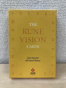 【英語／日本語訳なし】　THE RUNE VISION CARDS　【オラクルカード】