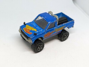 マジョレット フランス製 トヨタ ハイラックス 4WD ハイリフト majorette ミニカー