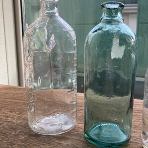昭和レトロ瓶 A2 ガラス瓶 アンティーク ビンテージ 空き瓶 フラワーベース キンカン 君が代 薬瓶 ゆらゆらの画像2