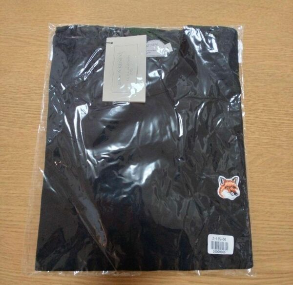 メゾンキツネTシャツ　キツネワッペン　Mサイズ新品未使用ブラック　MAISON KITSUNE 黒