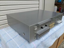 【中古ジャンク品】《通電確認OK》 YAMAHA ヤマハ ステレオカセットデッキ カセットデッキ NATURAL SOUND STEREO CASSETTE DECK K-6 6.2㎏_画像3