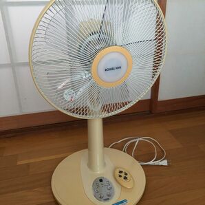 【中古品】30センチリビング扇風機 YUASA YTー306KR（ WH）