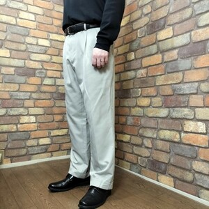 BP2-996【VAN HEUSEN】USA古着★人気色 アイボリーカラー 2タック ワイドパンツ【W38 メンズXL】【モデル175cm】白 チノパン 古着コーデ