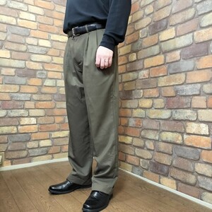 BP2-995【VAN HEUSEN】USA古着★良色 ブラウン 2タック ワイドパンツ【W34 メンズL】【モデル175cm】Y2K 茶スラ 古着コーデ Y2K ダボパン