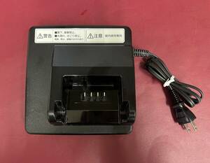 ★パナソニックPanasonic電動自転車用バッテリー充電器 (小型急速充電)　NKJ075Z 【美品】