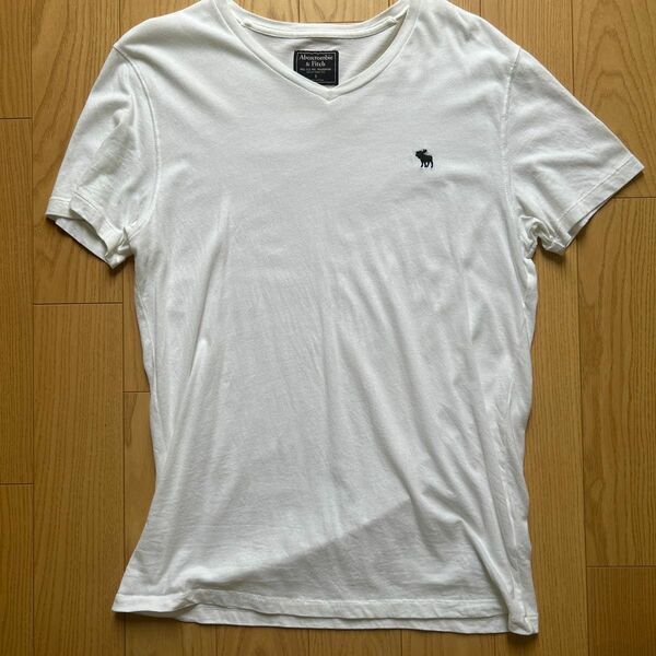 Abercrombie & Fitch tシャツ