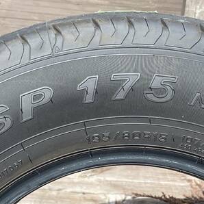 送料税込28,000円～【 新車外し 2023年製 DUNLOP SP175n 4本 】195/80R15 107/105 ダンロップ SP175n ハイエース キャラバン 221の画像4