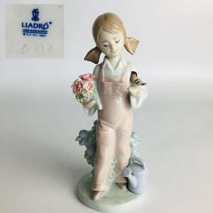 LLADRO Lladro [ маленькая птица . рассказ . девушка ]No.5217figyu Lynn керамика кукла 