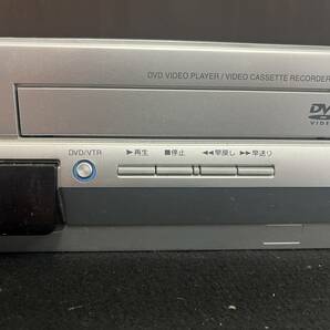 【中古品】TOSHIBA 東芝 VTR一体型DVDビデオプレーヤー SD-V700 通電確認済みの画像3