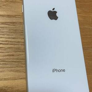 美品iPhone8 64G ホワイト 本体 スマートフォン 箱付き SIMフリー の画像5