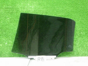 * prompt decision equipped H20 year Auris NZE151H right rear door glass 68113-12760-75 privacy used [ZNo:03010917]