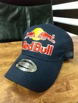 即決　新品　送料無料　レッドブル　RED　BULL キャップ　CAP　F１　レーシング　アウトドア　ネイビー　レース　エナジードリンク_画像1