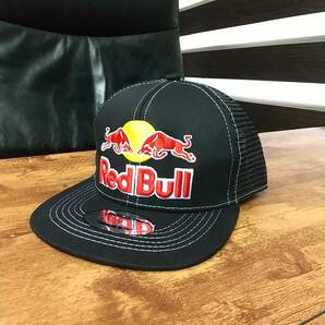 即決 新品 送料無料 レッドブル RED BULL キャップ CAP F１ レーシング サーキッド レース エナジードリンク の画像1