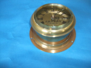 Brass(真鍮)製 マリン掛け時計、ネジ巻き式、中古品