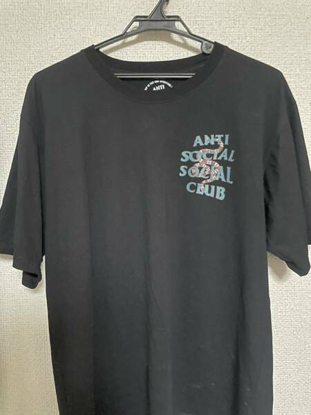 anti social club Tシャツ