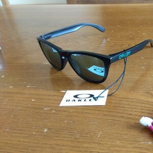 OAKLEYフロッグスキンミラー