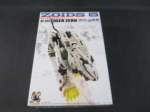 11/S379★タカラトミー★1/72 ZOIDS AZ-02 ライガーゼロ★中古