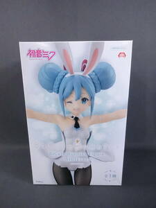 08/H321★初音ミク 　 BiCute Bunnies Figure -WHITEver.-★未開封・箱ダメージあり