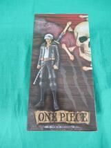 09/A917★ONE PIECE FILM RED DXF THE GRANDLINE MEN vol.10 トラファルガーロー★フィギュア★ワンピース フィルム レッド★未開封品 _画像8