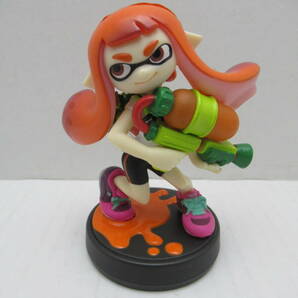 61/Q788★amiibo アミーボ スプラトゥーンシリーズ【ガール:オレンジ】★アミーボ本体 単品★任天堂★動作確認済/初期化済 中古の画像1