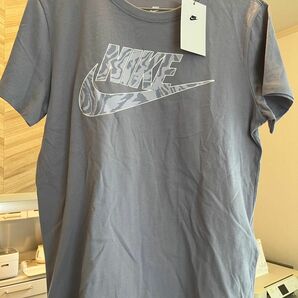 NIKE Tシャツ　Mサイズ　レディース　ナイキ